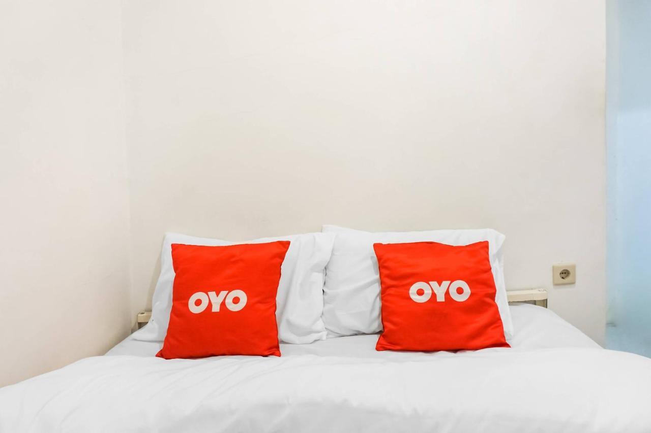 Hotel Super Oyo 91074 Stariez Senen Syariah Jakarta Exteriér fotografie
