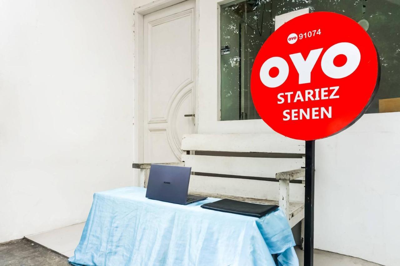 Hotel Super Oyo 91074 Stariez Senen Syariah Jakarta Exteriér fotografie