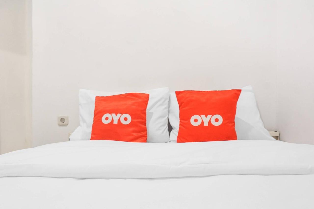 Hotel Super Oyo 91074 Stariez Senen Syariah Jakarta Exteriér fotografie