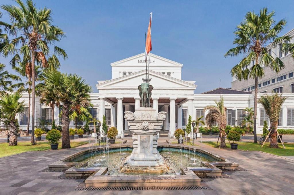 Hotel Super Oyo 91074 Stariez Senen Syariah Jakarta Exteriér fotografie
